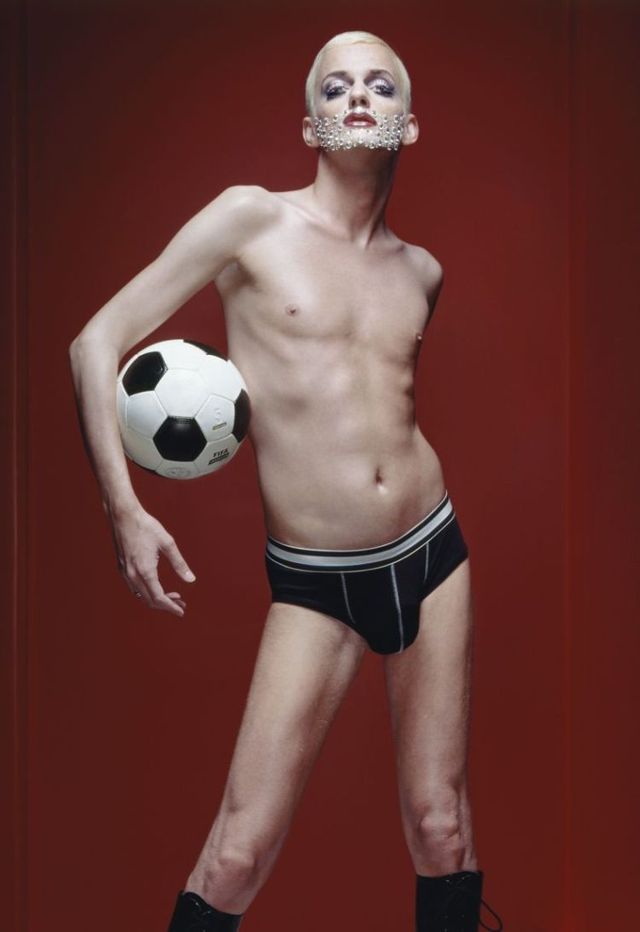 Erwin Olaf’s creative photos (69 pics)