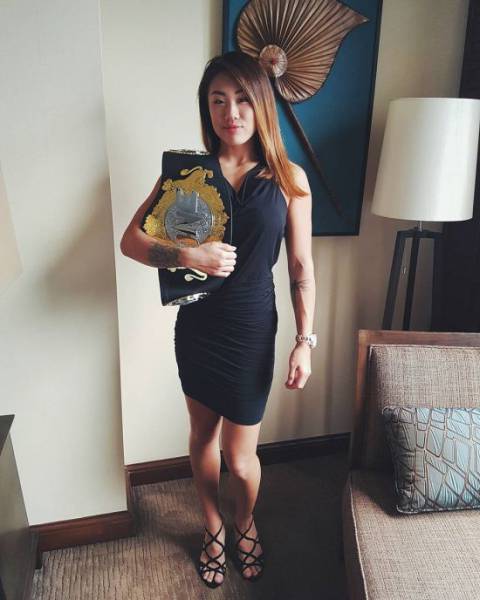 Angela Lee Proves Once Again That MMA Girls Can Look ...