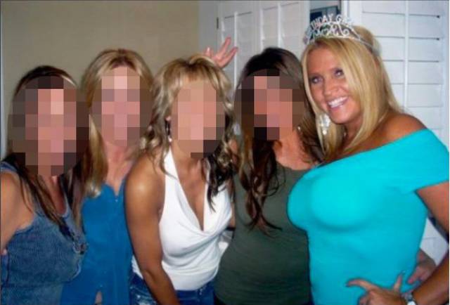 Being A Mormon Couldn’t Stop Her From Becoming A Giant-Breast Model Being A Mormon Couldn’t Stop Her From Becoming A Giant-Breast Model