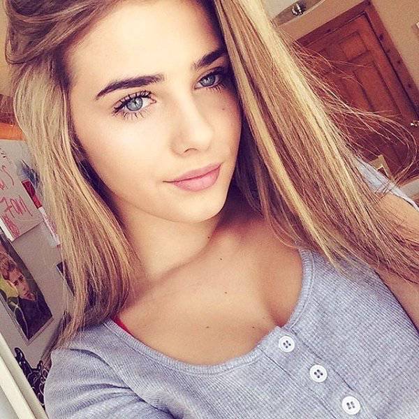 beautiful_eyes_make_beautiful_women_WrCl