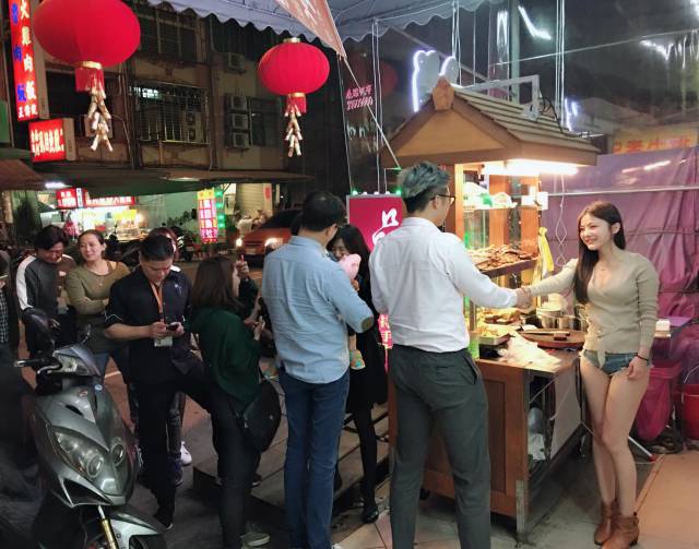 How To Make Your Street Shop The Most Popular In Town How To Make Your Street Shop The Most Popular In Town
