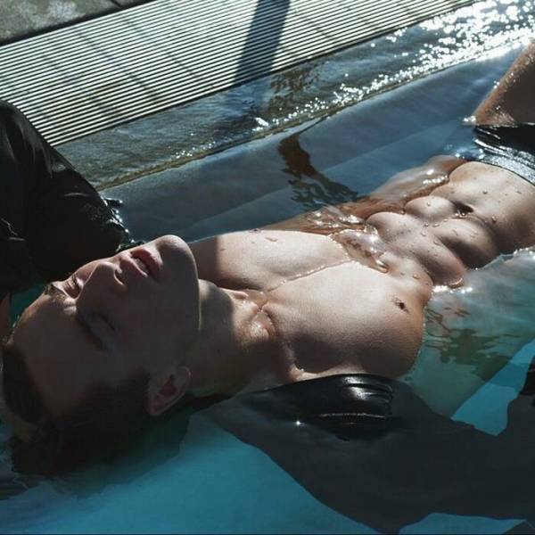 Who Said Only Girls Can Be Sexy?!