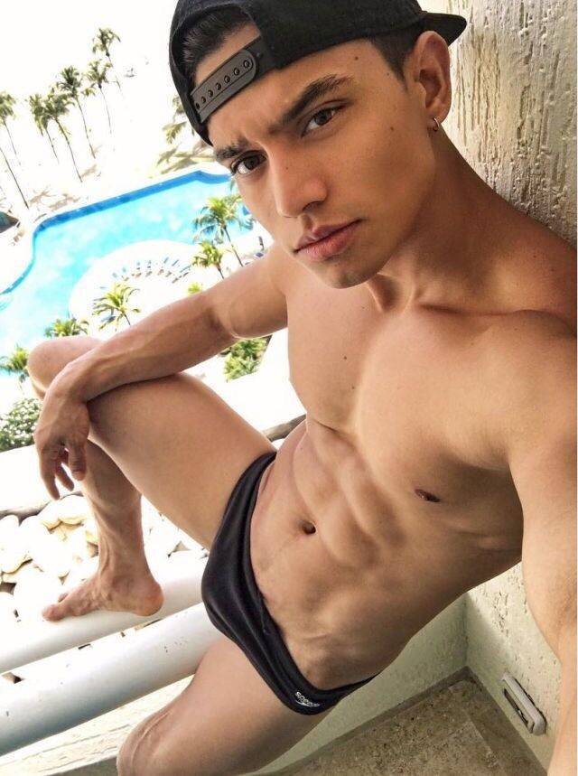 Who Said Only Girls Can Be Sexy?!