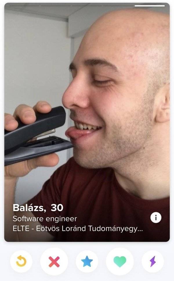 These Tinder Profiles Are So Bad That They Are Actually Very Good