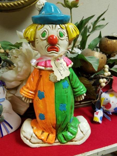 Thrift Shop Is A Hell Of A Terrifying Place To Go To
