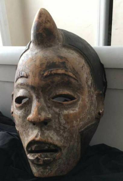 Thrift Shop Is A Hell Of A Terrifying Place To Go To