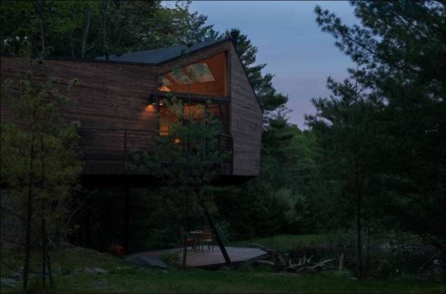 This Is The Perfect House For Those Who Don’t Like To Be Around People