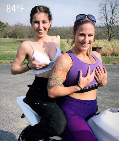 Why Are Goofy Girls So Great?!