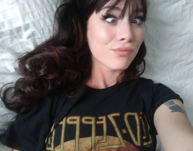 Why Are Goofy Girls So Great?!