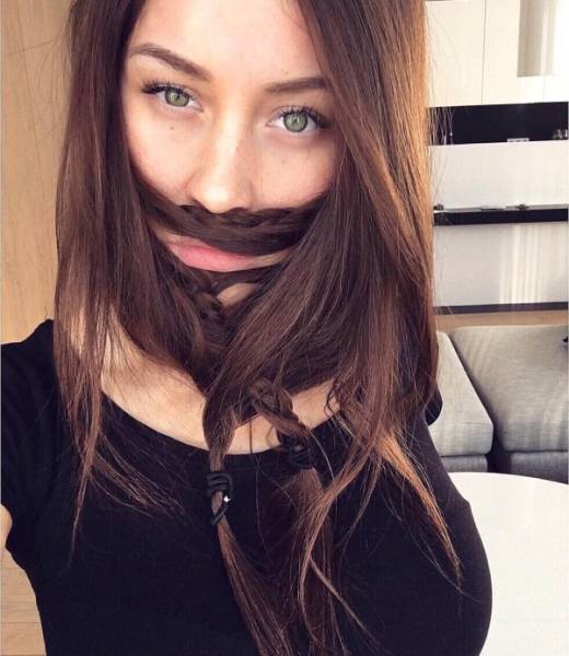 Why Are Goofy Girls So Great?!