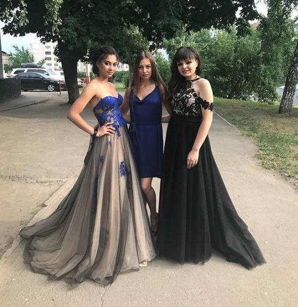 Russian Proms Are Mighty Hot, You Know