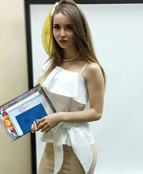 Russian Proms Are Mighty Hot, You Know