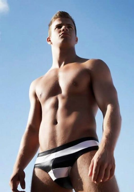 A little surprise for the ladies (49 pics) A little surprise for the ladies (49 pics)