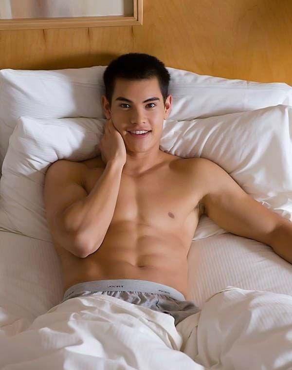 A little surprise for the ladies (49 pics) A little surprise for the ladies (49 pics)