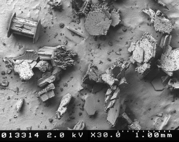 Foto Microskop Es yang Unik dan Menakjubkan