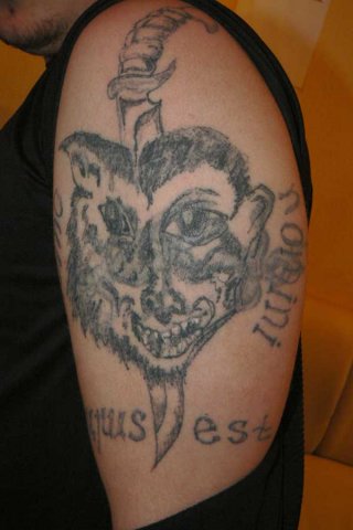 The best tattooer ever!! (32 pics)