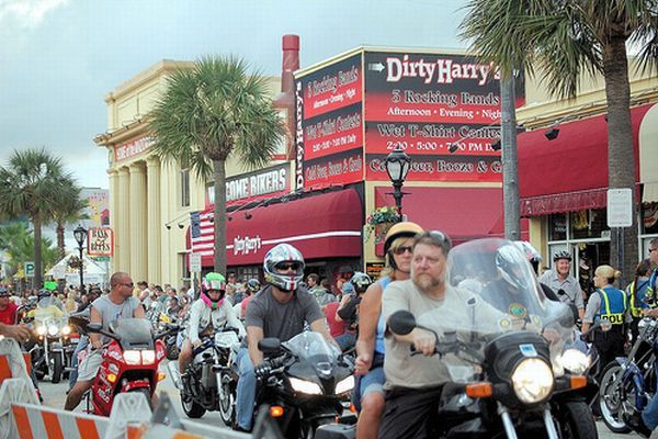 Bike week (61 pics)