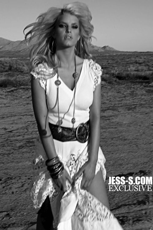 Jessica Simpson, once in her best shape (22 pics)