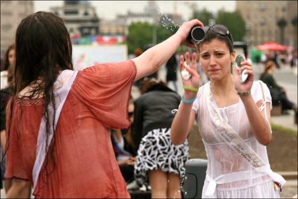 How Russian youth celebrates their graduation day (60 pics)