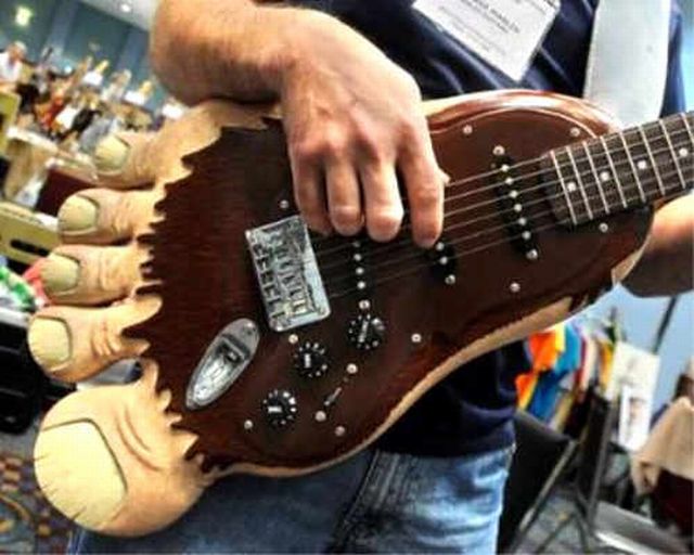 20-most-ridiculous-guitars-ever-20-pics-izismile