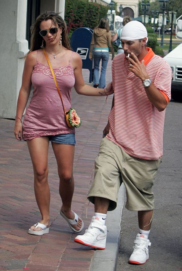 Britney Spears and Kevin Federline in Beverly Hills in 2005 (20 pics)