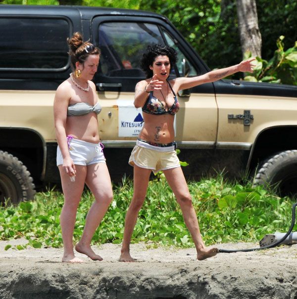 Amy Winehouse and her bikini of the day (12 pics)