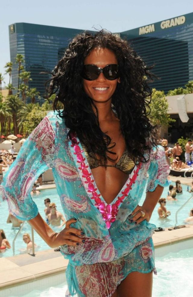 Mel B (14 pics)