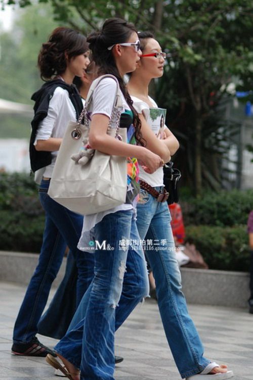 Some pretty Chinese girls (32 pics)