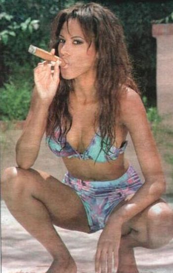 cigar smoking celebrities