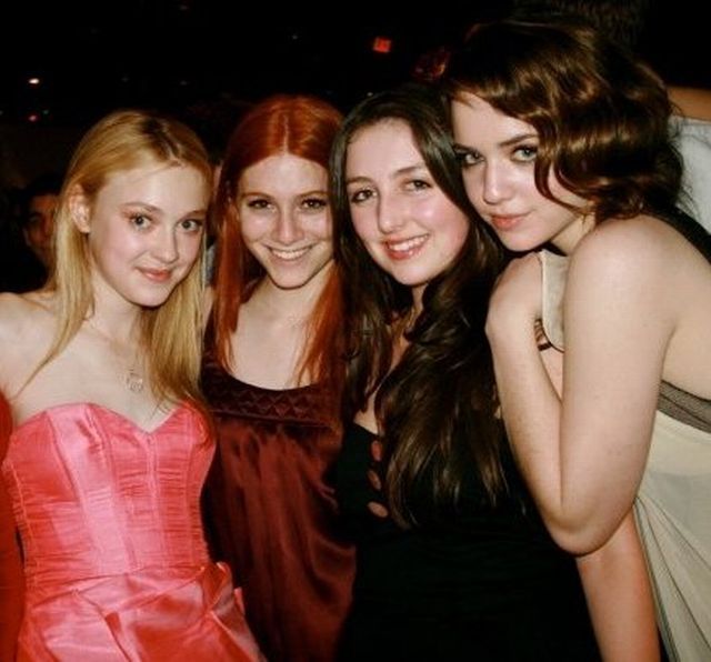 Russia vs. the United States. Whose high-school graduates are cooler? (60 pics)