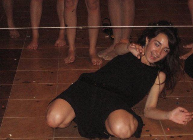 Russia vs. the United States. Whose high-school graduates are cooler? (60 pics)