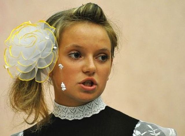 Russia vs. the United States. Whose high-school graduates are cooler? (60 pics)
