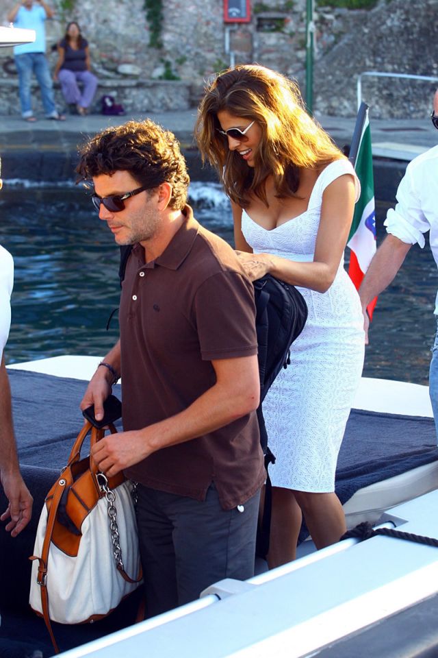 Eva Mendes in Italy (17 pics)