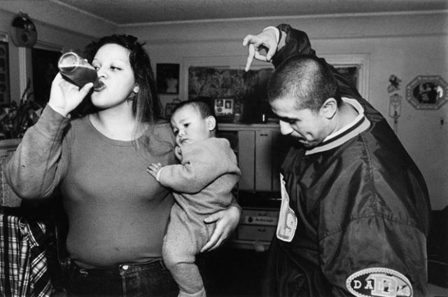 Beautiful black and white photographs of youth involved in gangs by Donna De Cesare (27 pics)