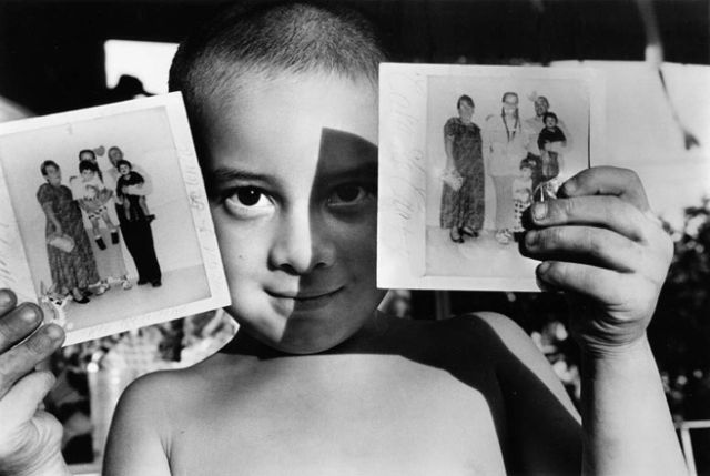 Beautiful black and white photographs of youth involved in gangs by Donna De Cesare (27 pics)