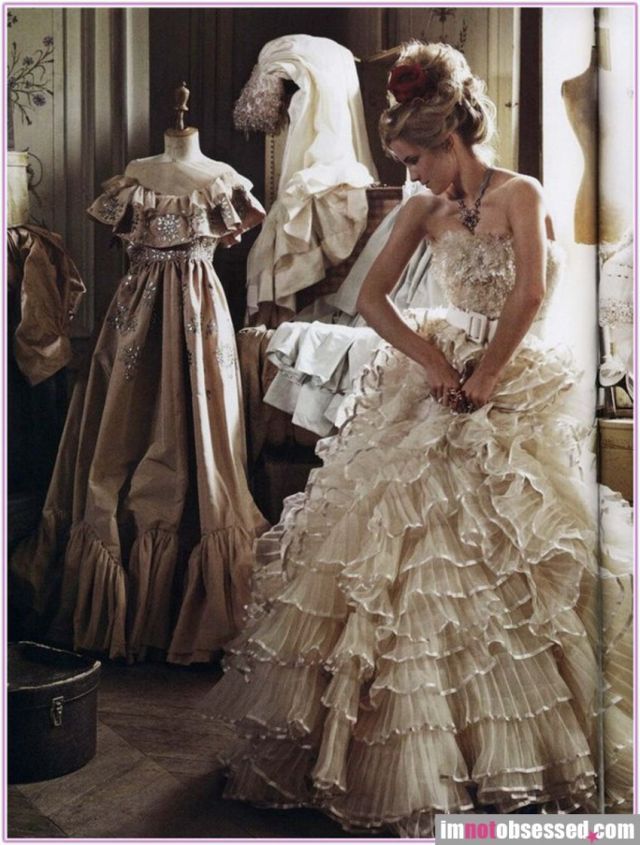 Emma Watson in Vogue magazine (9 pics)