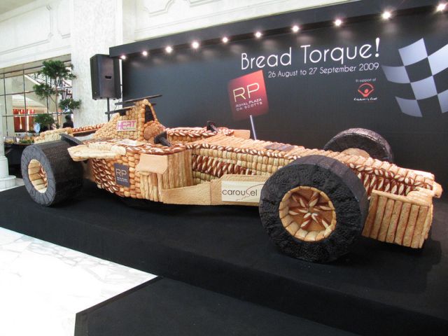 Formula 1 Car Made Frombread 6 Pics 8450