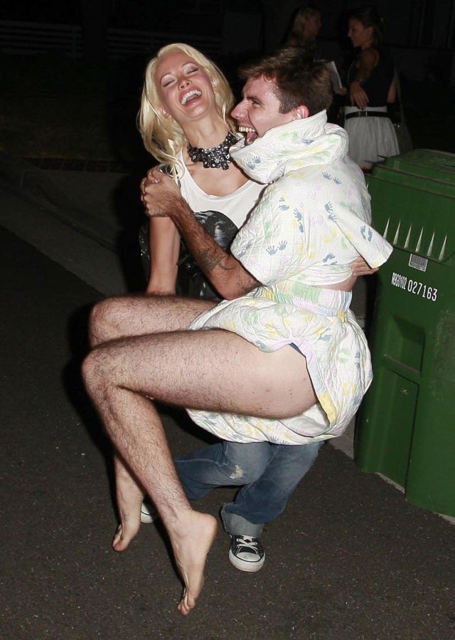 Holly Madison (9 pics)