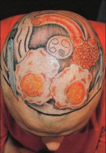 The most horrible food tattoos (24 pics)