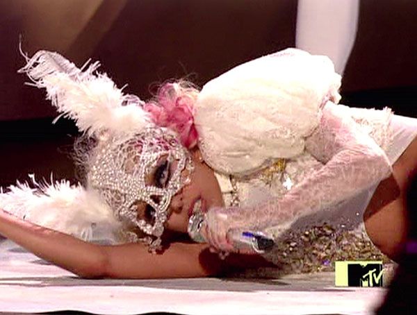 Lady Gaga at VMA (17 pics)
