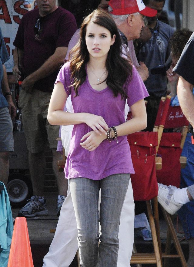 Emma Roberts (7 pics)