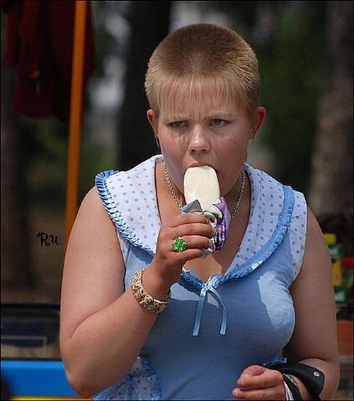Girls are a sweet tooth (23 pics)