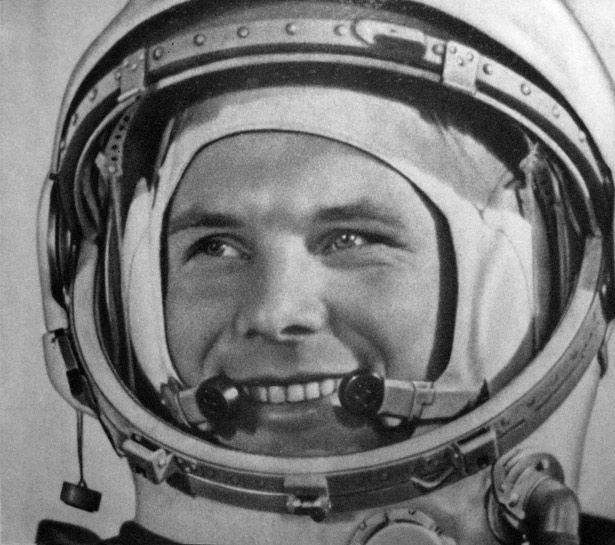 100+ portraits of the most iconic people throughout history (134 pics)