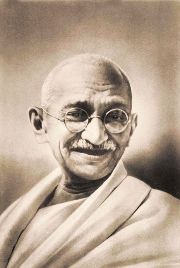 100+ portraits of the most iconic people throughout history (134 pics)