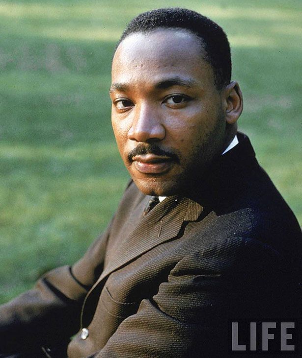 100+ portraits of the most iconic people throughout history (134 pics)