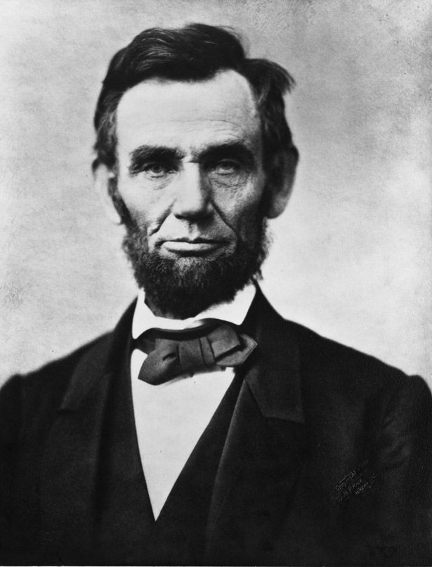 100+ portraits of the most iconic people throughout history (134 pics)