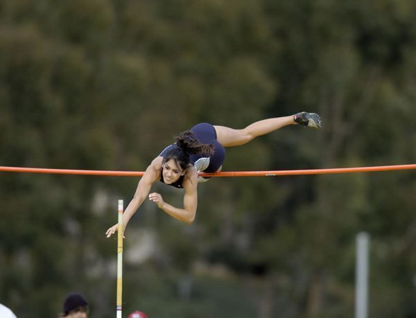 One of the hottest female athletes (33 pics)