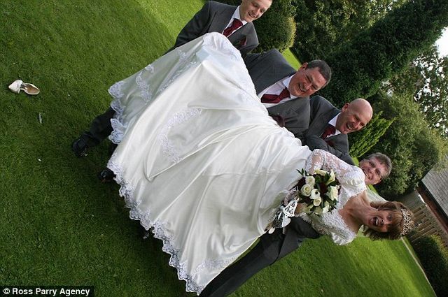 Spoiled wedding album (8 pics + 1 video)