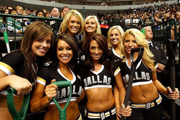 Pretty Nhl Ice Crew Girls Pics Izismile Com