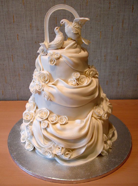 6 Beautiful and Creative Wedding Cakes 35 pics 